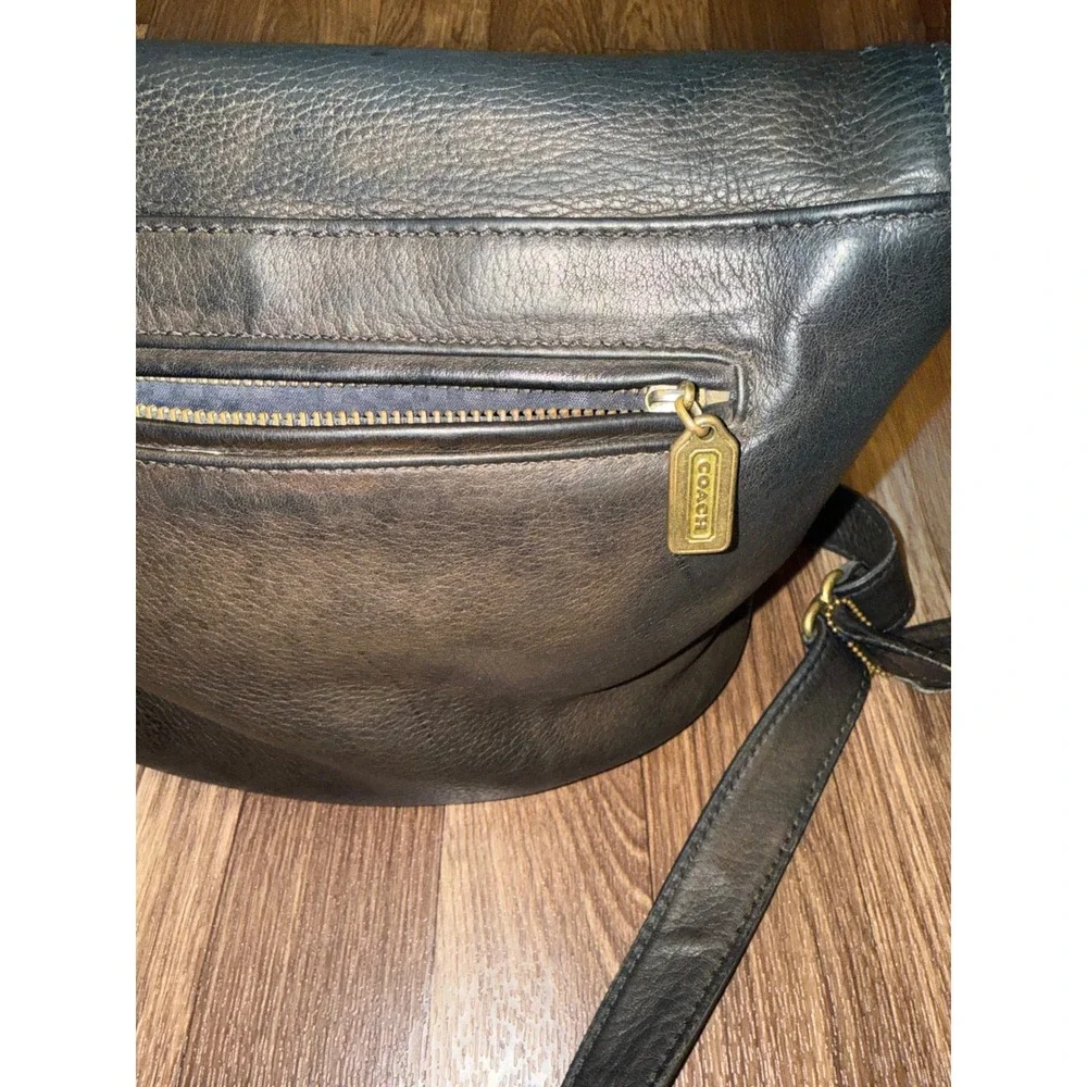 Coach vintage crossbody